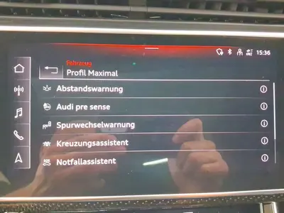 Audi SQ8 – Foto 12