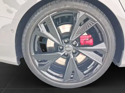 Audi S6 Avant – Foto 7