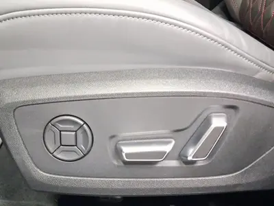 Audi S6 Avant – Foto 19