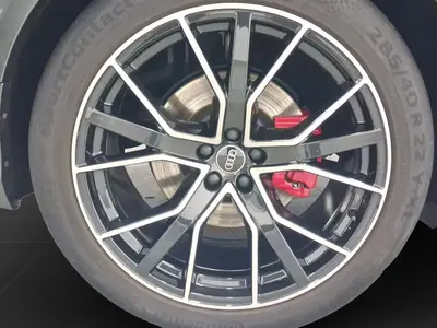Audi SQ8 – Foto 7