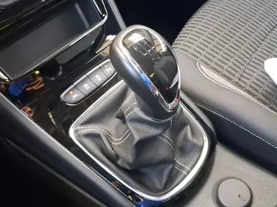 Opel Astra – Foto 11