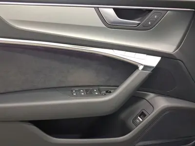 Audi S6 Avant – Foto 8