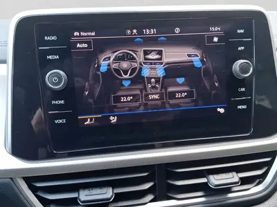 Volkswagen T-Roc – Foto 15