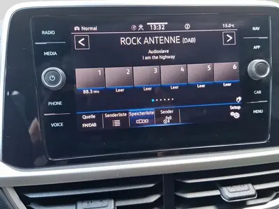 Volkswagen T-Roc – Foto 16