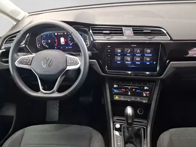 Volkswagen Touran – Foto 5