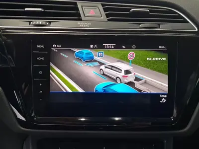 Volkswagen Touran – Foto 14