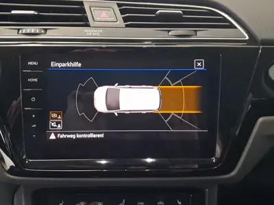 Volkswagen Touran – Foto 16