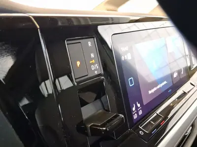 Volkswagen T7 Multivan – Foto 13