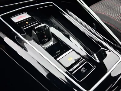 Volkswagen Golf GTI – Foto 11