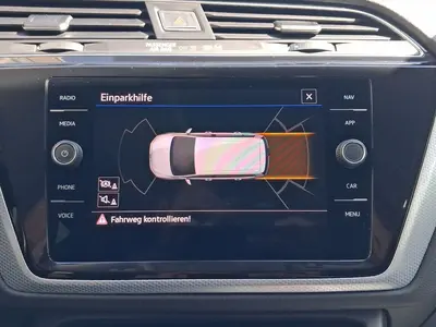 Volkswagen Touran – Foto 12