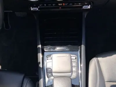 Mercedes-Benz GLA 250 – Foto 11