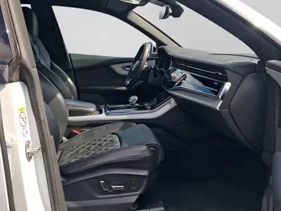 Audi Q8 – Foto 4