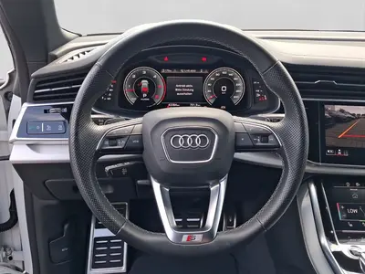 Audi Q8 – Foto 9