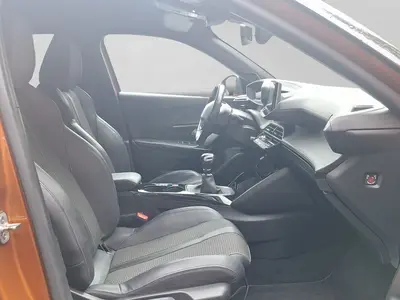 Peugeot 2008 – Foto 4