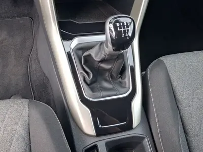 Volkswagen T-Roc – Foto 11