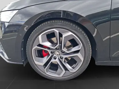 Skoda Octavia – Foto 7