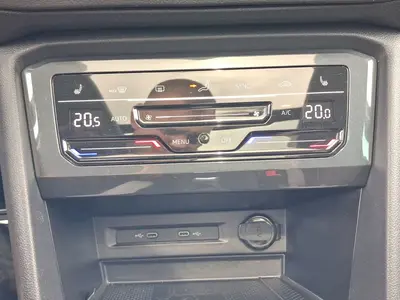 Volkswagen Tiguan – Foto 16