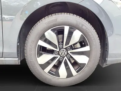 Volkswagen Golf Variant – Foto 7