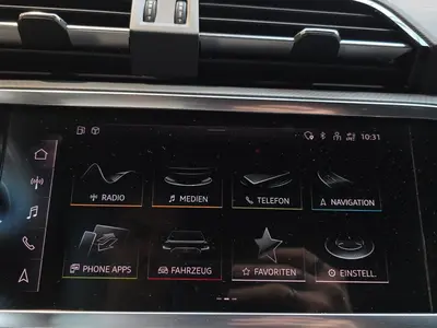 Audi Q3 – Foto 12