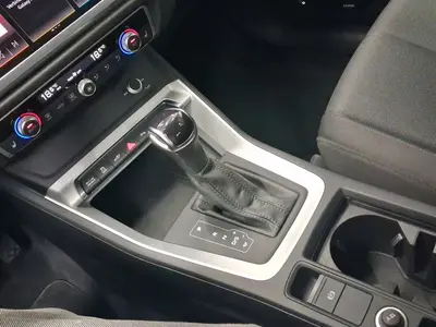 Audi Q3 – Foto 11