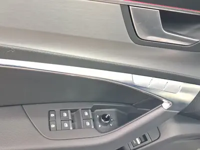 Audi S6 Avant – Foto 8