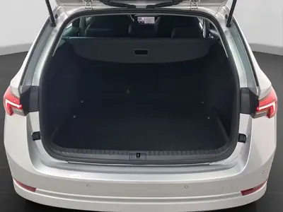 Skoda Octavia – Foto 16