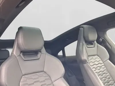Audi e-tron GT quattro – Foto 18