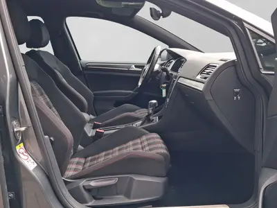 Volkswagen Golf GTI – Foto 4