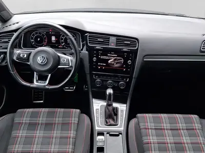 Volkswagen Golf GTI – Foto 5
