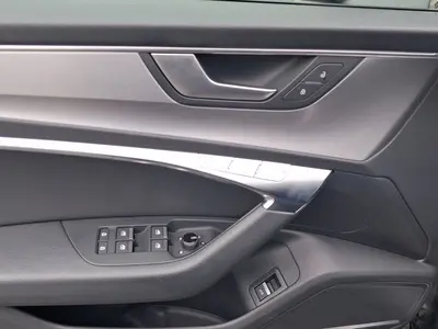 Audi S6 Avant – Foto 8