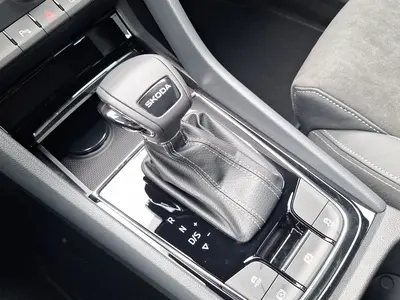 Skoda Karoq – Foto 11