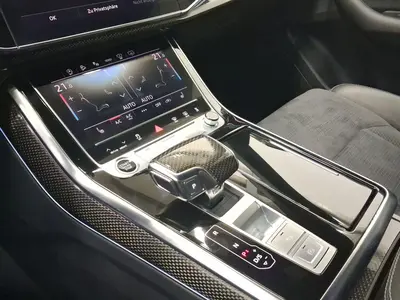 Audi Q8 – Foto 11