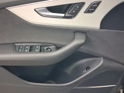 Audi Q8 – Foto 8