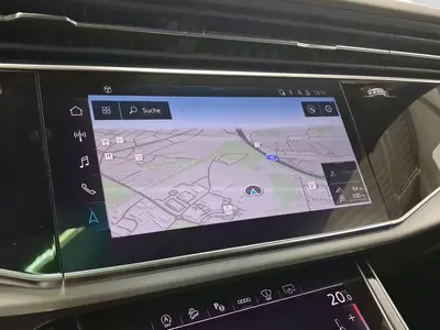 Audi Q8 – Foto 13