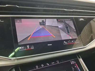 Audi Q8 – Foto 15