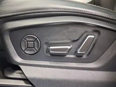 Audi Q8 – Foto 19