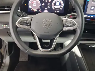Volkswagen T-Roc – Foto 9