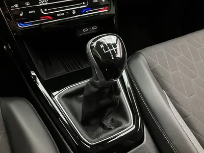 Volkswagen T-Cross – Foto 11