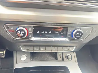 Audi Q5 – Foto 14