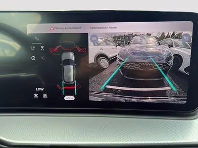 Audi Q3 – Foto 12
