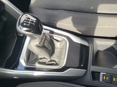 Volkswagen T-Roc – Foto 11