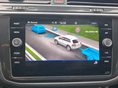 Volkswagen Tiguan – Foto 13