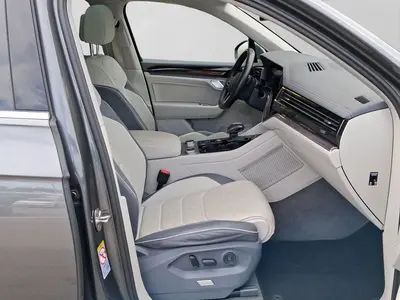 Volkswagen Touareg – Foto 4