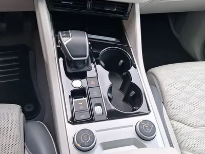 Volkswagen Touareg – Foto 11