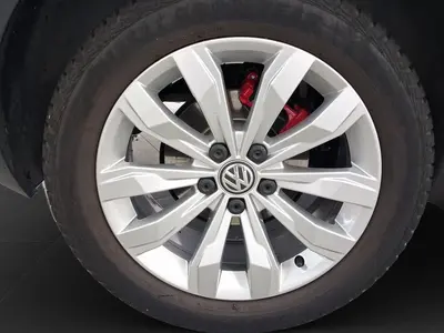 Volkswagen T-Roc – Foto 7