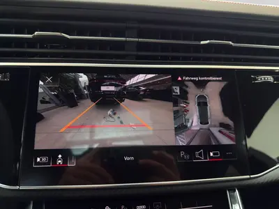 Audi Q8 – Foto 13