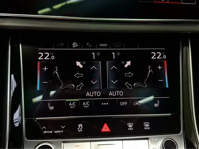 Audi Q8 – Foto 17