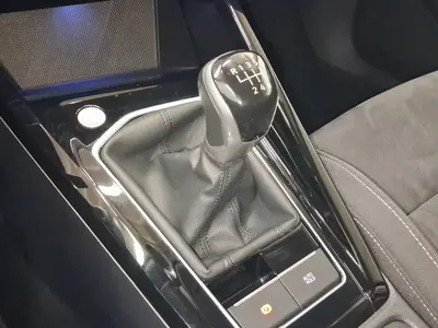 Volkswagen Golf – Foto 11