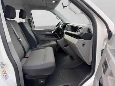 Volkswagen T6.1 Kombi – Foto 4