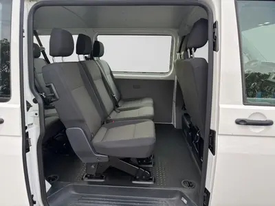 Volkswagen T6.1 Kombi – Foto 6